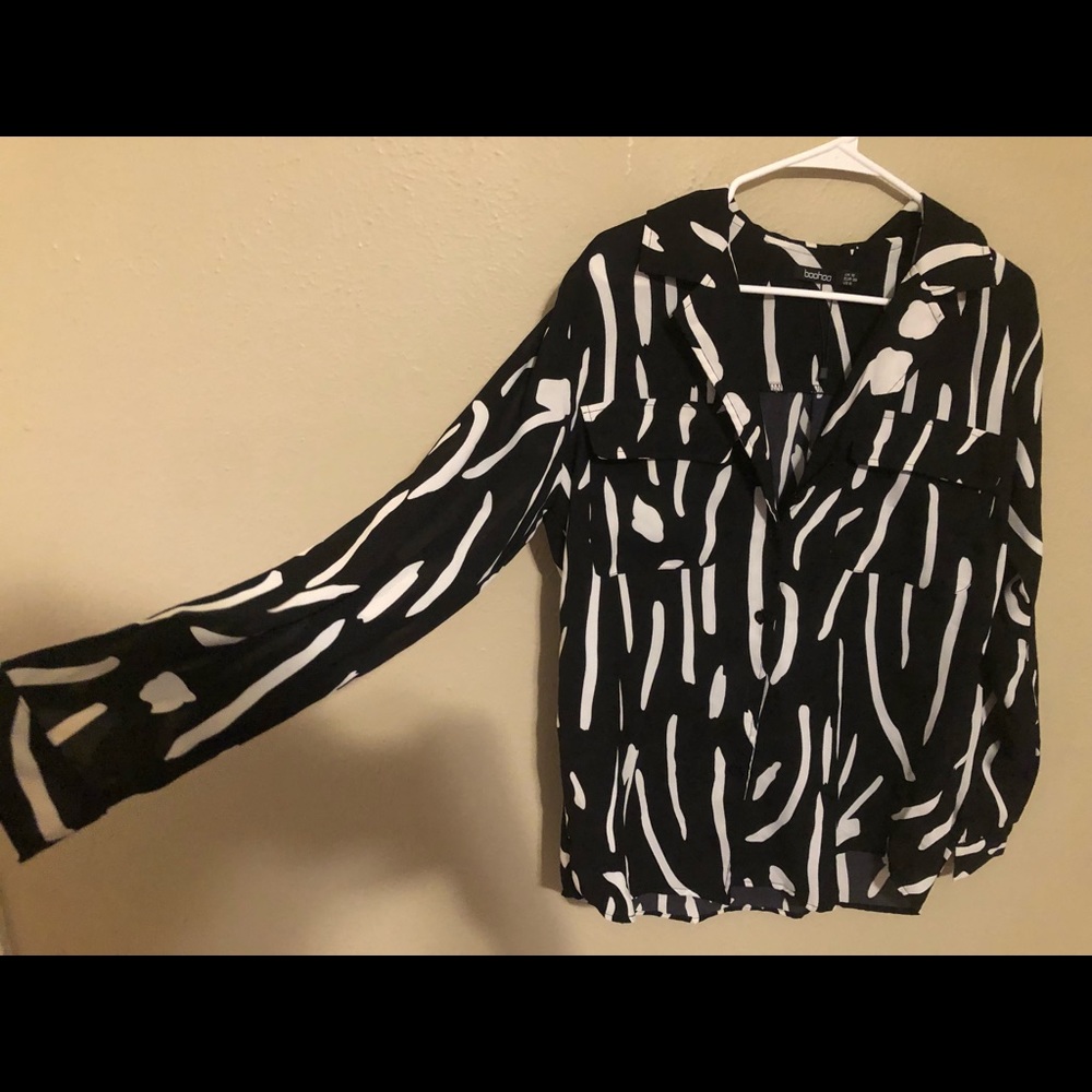 B&W Patterned Blouse - Picture 2 of 3